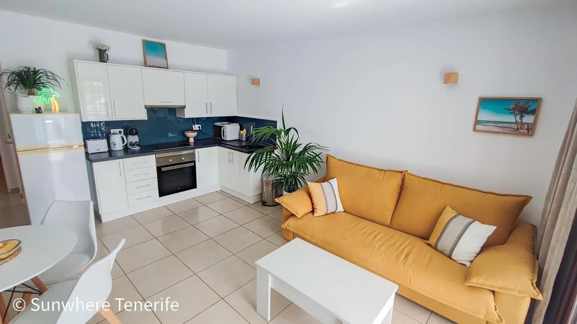 Primavera Apartment By The Beach Costa Adeje location