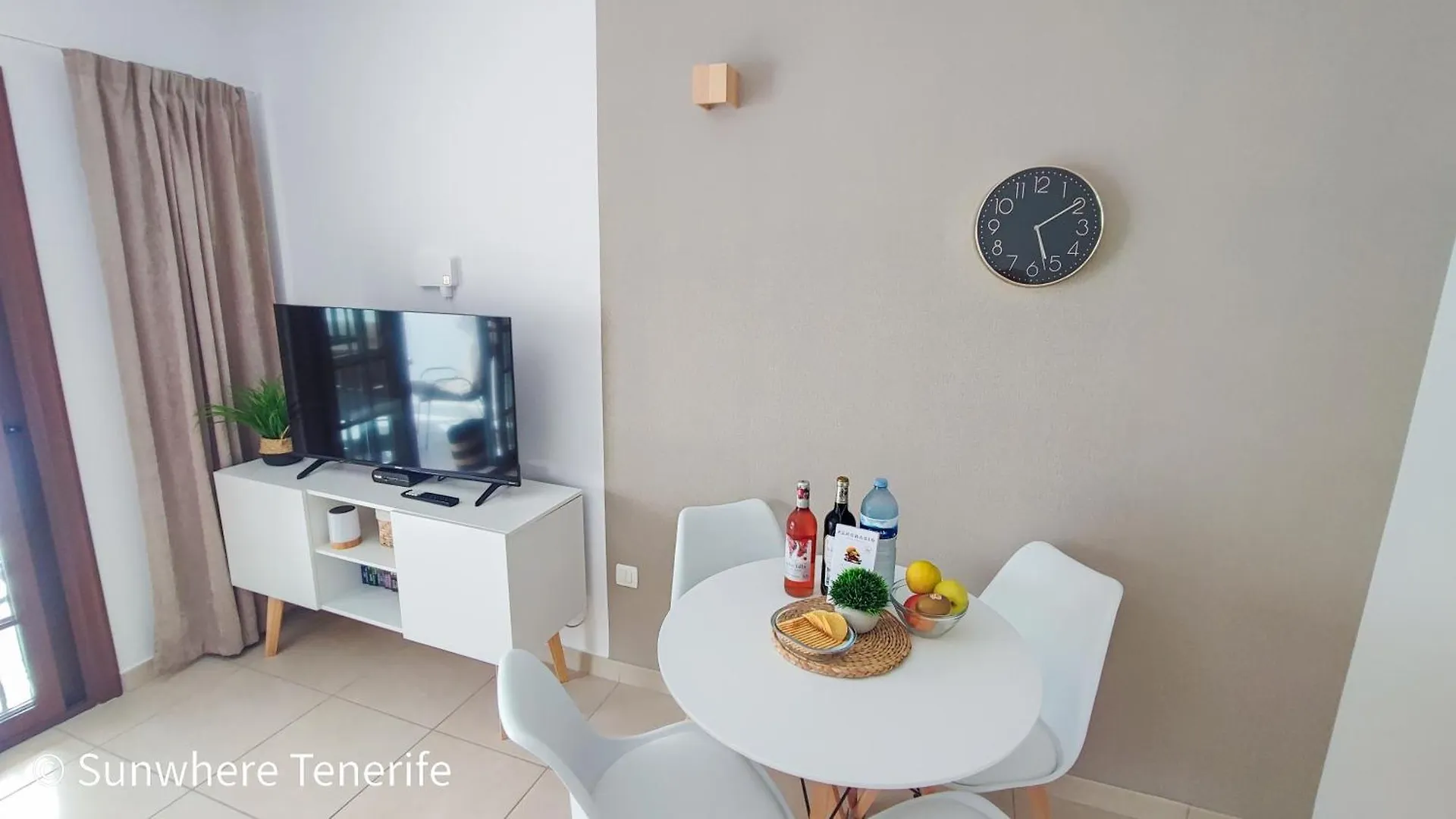 Primavera Apartment By The Beach Costa Adeje 0*, אדחה ספרד