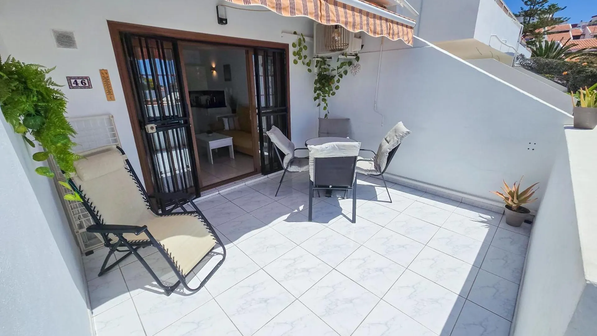 Primavera Apartment By The Beach Costa Adeje 0*, אדחה ספרד